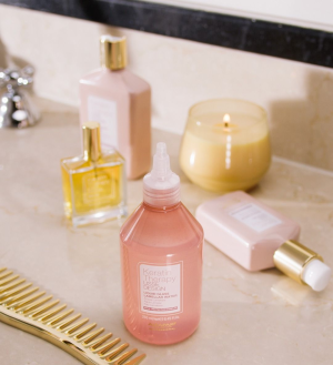 Ламинираща вода за стъклен блясък - Alfaparf Lisse Design Keratin Therapy Liquid Glass Lamellar Water 250 мл